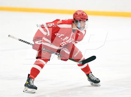 Thumbnail 3 in St. Paul's vs. Trinity-Pawling (Avon Christmas Classic 7th Place) photogallery.