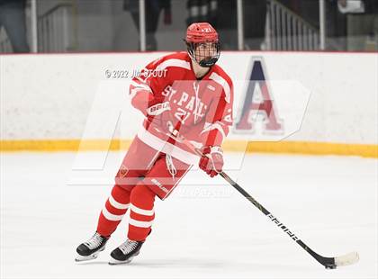 Thumbnail 2 in St. Paul's vs. Trinity-Pawling (Avon Christmas Classic 7th Place) photogallery.