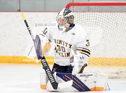 Thumbnail 1 in St. Paul's vs. Trinity-Pawling (Avon Christmas Classic 7th Place) photogallery.