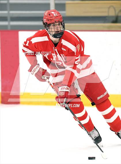 Thumbnail 3 in St. Paul's vs. Trinity-Pawling (Avon Christmas Classic 7th Place) photogallery.