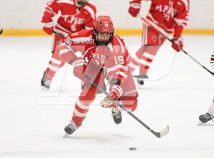 Thumbnail 1 in St. Paul's vs. Trinity-Pawling (Avon Christmas Classic 7th Place) photogallery.