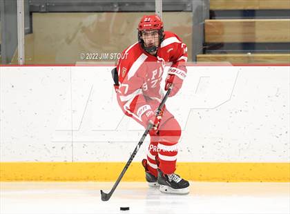 Thumbnail 3 in St. Paul's vs. Trinity-Pawling (Avon Christmas Classic 7th Place) photogallery.