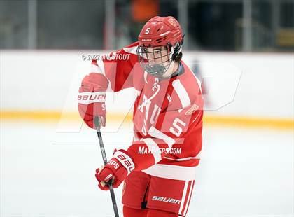 Thumbnail 2 in St. Paul's vs. Trinity-Pawling (Avon Christmas Classic 7th Place) photogallery.