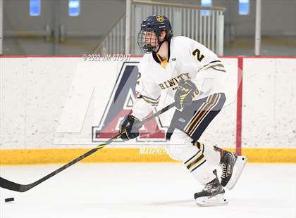 Thumbnail 1 in St. Paul's vs. Trinity-Pawling (Avon Christmas Classic 7th Place) photogallery.