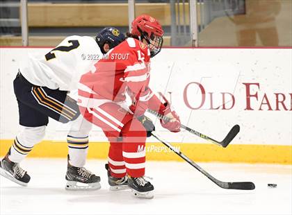 Thumbnail 3 in St. Paul's vs. Trinity-Pawling (Avon Christmas Classic 7th Place) photogallery.