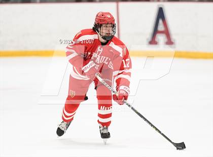 Thumbnail 1 in St. Paul's vs. Trinity-Pawling (Avon Christmas Classic 7th Place) photogallery.