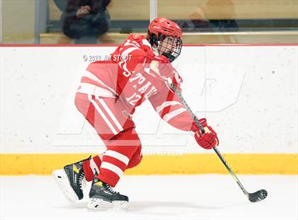 Thumbnail 3 in St. Paul's vs. Trinity-Pawling (Avon Christmas Classic 7th Place) photogallery.