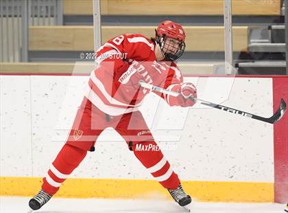 Thumbnail 1 in St. Paul's vs. Trinity-Pawling (Avon Christmas Classic 7th Place) photogallery.