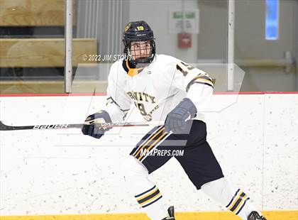 Thumbnail 1 in St. Paul's vs. Trinity-Pawling (Avon Christmas Classic 7th Place) photogallery.