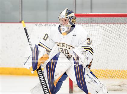 Thumbnail 3 in St. Paul's vs. Trinity-Pawling (Avon Christmas Classic 7th Place) photogallery.