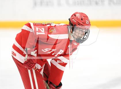 Thumbnail 1 in St. Paul's vs. Trinity-Pawling (Avon Christmas Classic 7th Place) photogallery.