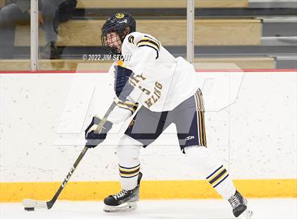 Thumbnail 1 in St. Paul's vs. Trinity-Pawling (Avon Christmas Classic 7th Place) photogallery.