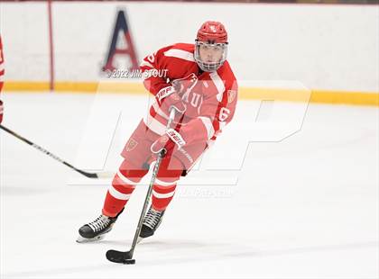 Thumbnail 3 in St. Paul's vs. Trinity-Pawling (Avon Christmas Classic 7th Place) photogallery.