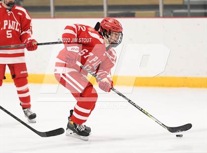 Thumbnail 3 in St. Paul's vs. Trinity-Pawling (Avon Christmas Classic 7th Place) photogallery.