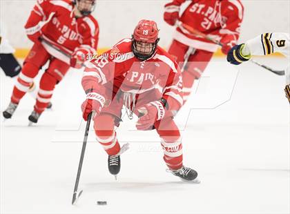 Thumbnail 2 in St. Paul's vs. Trinity-Pawling (Avon Christmas Classic 7th Place) photogallery.