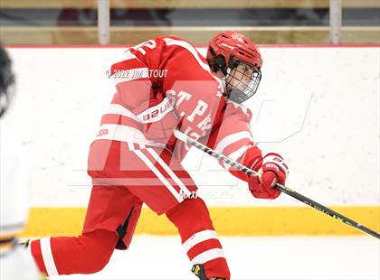 Thumbnail 2 in St. Paul's vs. Trinity-Pawling (Avon Christmas Classic 7th Place) photogallery.