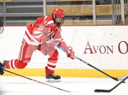 Thumbnail 2 in St. Paul's vs. Trinity-Pawling (Avon Christmas Classic 7th Place) photogallery.