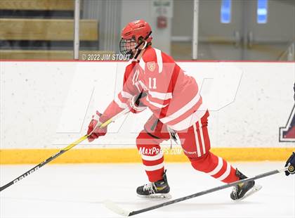 Thumbnail 2 in St. Paul's vs. Trinity-Pawling (Avon Christmas Classic 7th Place) photogallery.