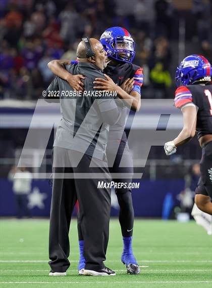Thumbnail 1 in North Shore @ Duncanville (UIL 6A Division 1 Final) photogallery.