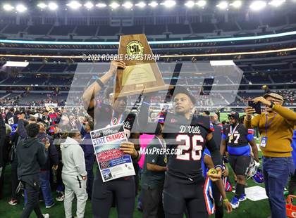 Thumbnail 3 in North Shore @ Duncanville (UIL 6A Division 1 Final) photogallery.