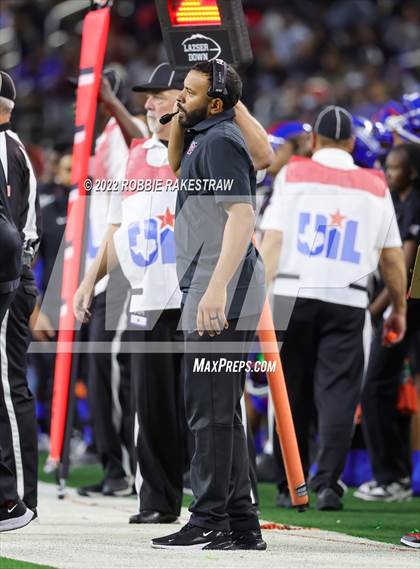 Thumbnail 2 in North Shore @ Duncanville (UIL 6A Division 1 Final) photogallery.