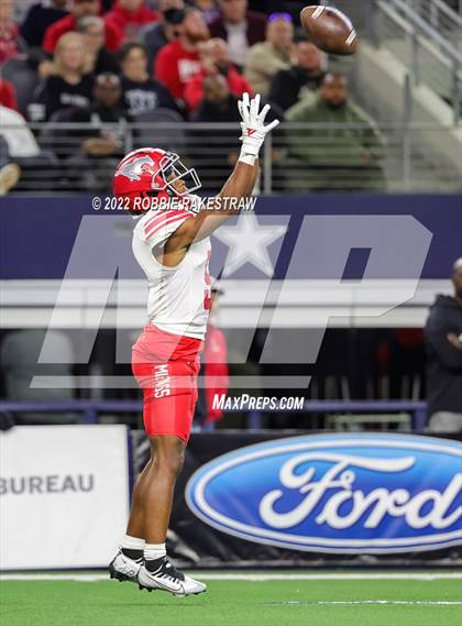 Thumbnail 1 in North Shore @ Duncanville (UIL 6A Division 1 Final) photogallery.