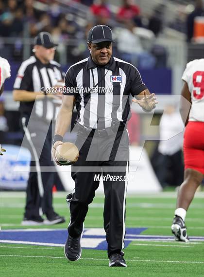 Thumbnail 1 in North Shore @ Duncanville (UIL 6A Division 1 Final) photogallery.