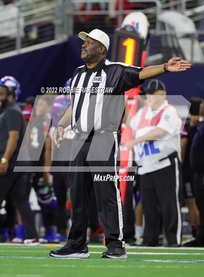 Thumbnail 2 in North Shore @ Duncanville (UIL 6A Division 1 Final) photogallery.