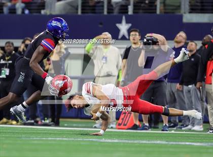 Thumbnail 3 in North Shore @ Duncanville (UIL 6A Division 1 Final) photogallery.