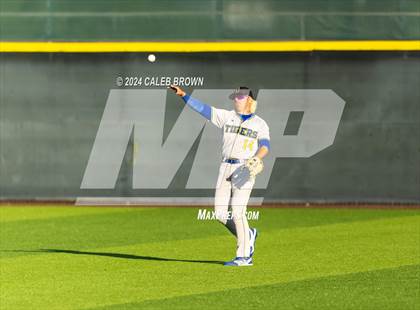Thumbnail 1 in Brighton vs. Orem (UHSAA 5A Bracket Play) photogallery.