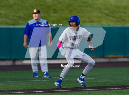 Thumbnail 3 in Brighton vs. Orem (UHSAA 5A Bracket Play) photogallery.