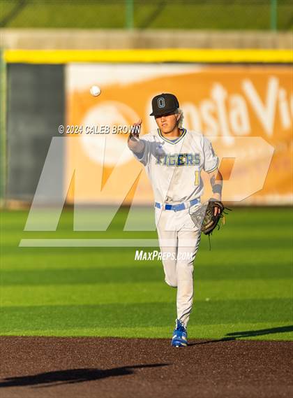 Thumbnail 2 in Brighton vs. Orem (UHSAA 5A Bracket Play) photogallery.