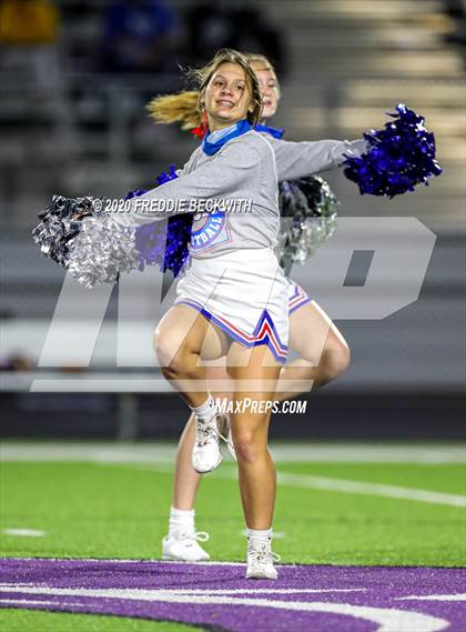 Thumbnail 3 in Wolfe City @ Lindsay (UIL 2A D1 Bi-District) photogallery.