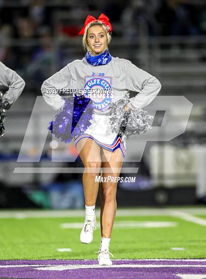 Thumbnail 3 in Wolfe City @ Lindsay (UIL 2A D1 Bi-District) photogallery.
