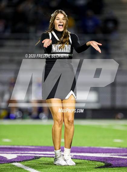 Thumbnail 1 in Wolfe City @ Lindsay (UIL 2A D1 Bi-District) photogallery.