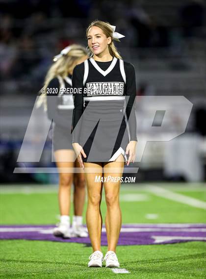 Thumbnail 1 in Wolfe City @ Lindsay (UIL 2A D1 Bi-District) photogallery.