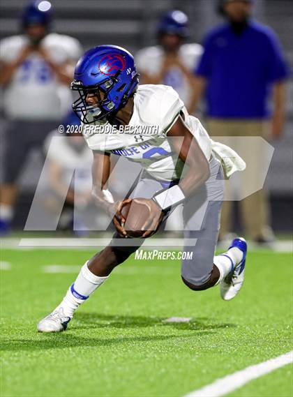 Thumbnail 2 in Wolfe City @ Lindsay (UIL 2A D1 Bi-District) photogallery.