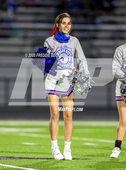Thumbnail 3 in Wolfe City @ Lindsay (UIL 2A D1 Bi-District) photogallery.