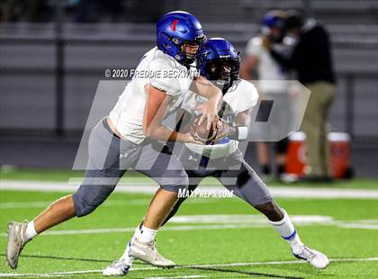 Thumbnail 1 in Wolfe City @ Lindsay (UIL 2A D1 Bi-District) photogallery.