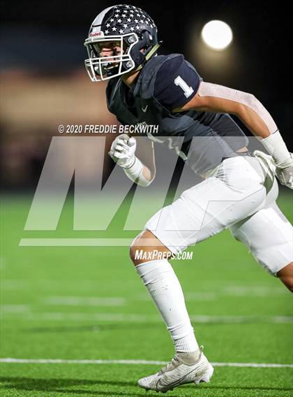 Thumbnail 1 in Wolfe City @ Lindsay (UIL 2A D1 Bi-District) photogallery.