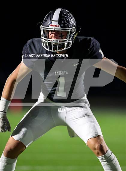 Thumbnail 3 in Wolfe City @ Lindsay (UIL 2A D1 Bi-District) photogallery.