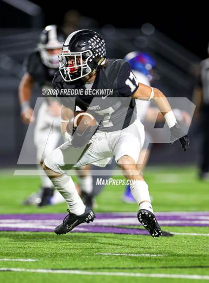 Thumbnail 1 in Wolfe City @ Lindsay (UIL 2A D1 Bi-District) photogallery.