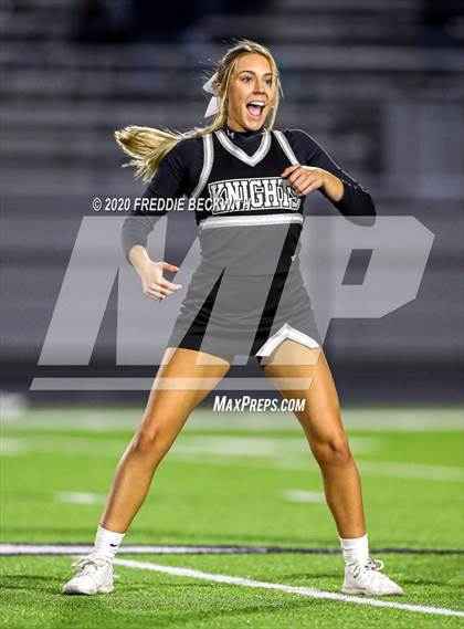 Thumbnail 2 in Wolfe City @ Lindsay (UIL 2A D1 Bi-District) photogallery.