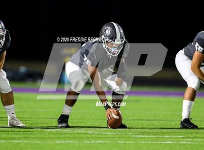 Thumbnail 3 in Wolfe City @ Lindsay (UIL 2A D1 Bi-District) photogallery.