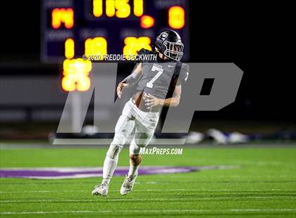 Thumbnail 2 in Wolfe City @ Lindsay (UIL 2A D1 Bi-District) photogallery.
