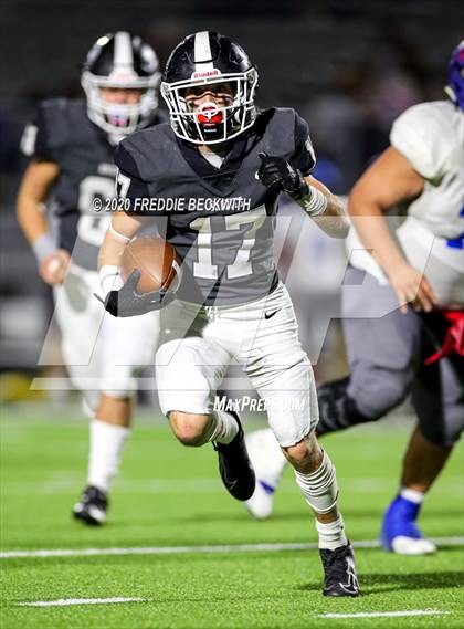 Thumbnail 3 in Wolfe City @ Lindsay (UIL 2A D1 Bi-District) photogallery.
