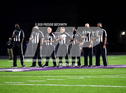 Thumbnail 3 in Wolfe City @ Lindsay (UIL 2A D1 Bi-District) photogallery.
