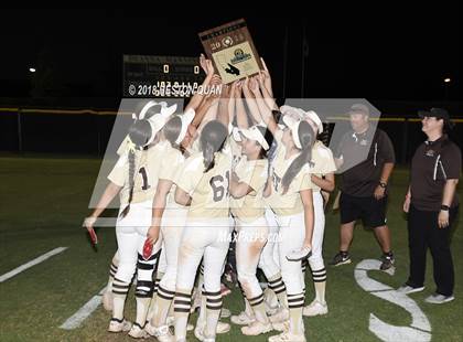 Thumbnail 3 in Redlands East Valley vs. West (CIF-SS D3 Final) photogallery.