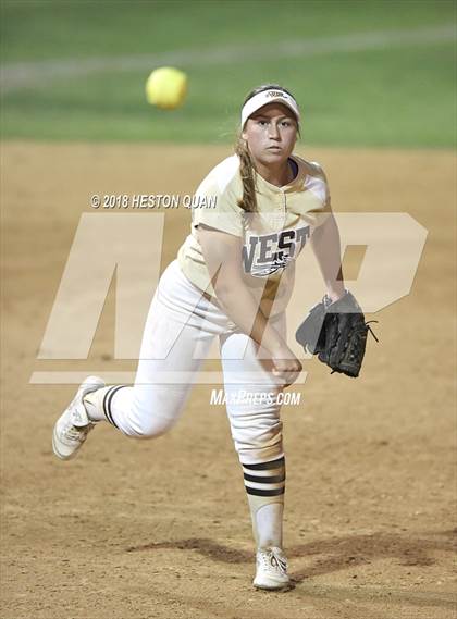 Thumbnail 1 in Redlands East Valley vs. West (CIF-SS D3 Final) photogallery.