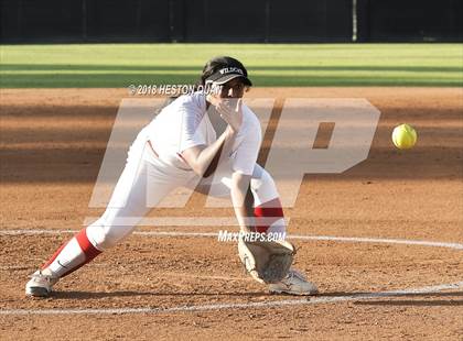 Thumbnail 3 in Redlands East Valley vs. West (CIF-SS D3 Final) photogallery.